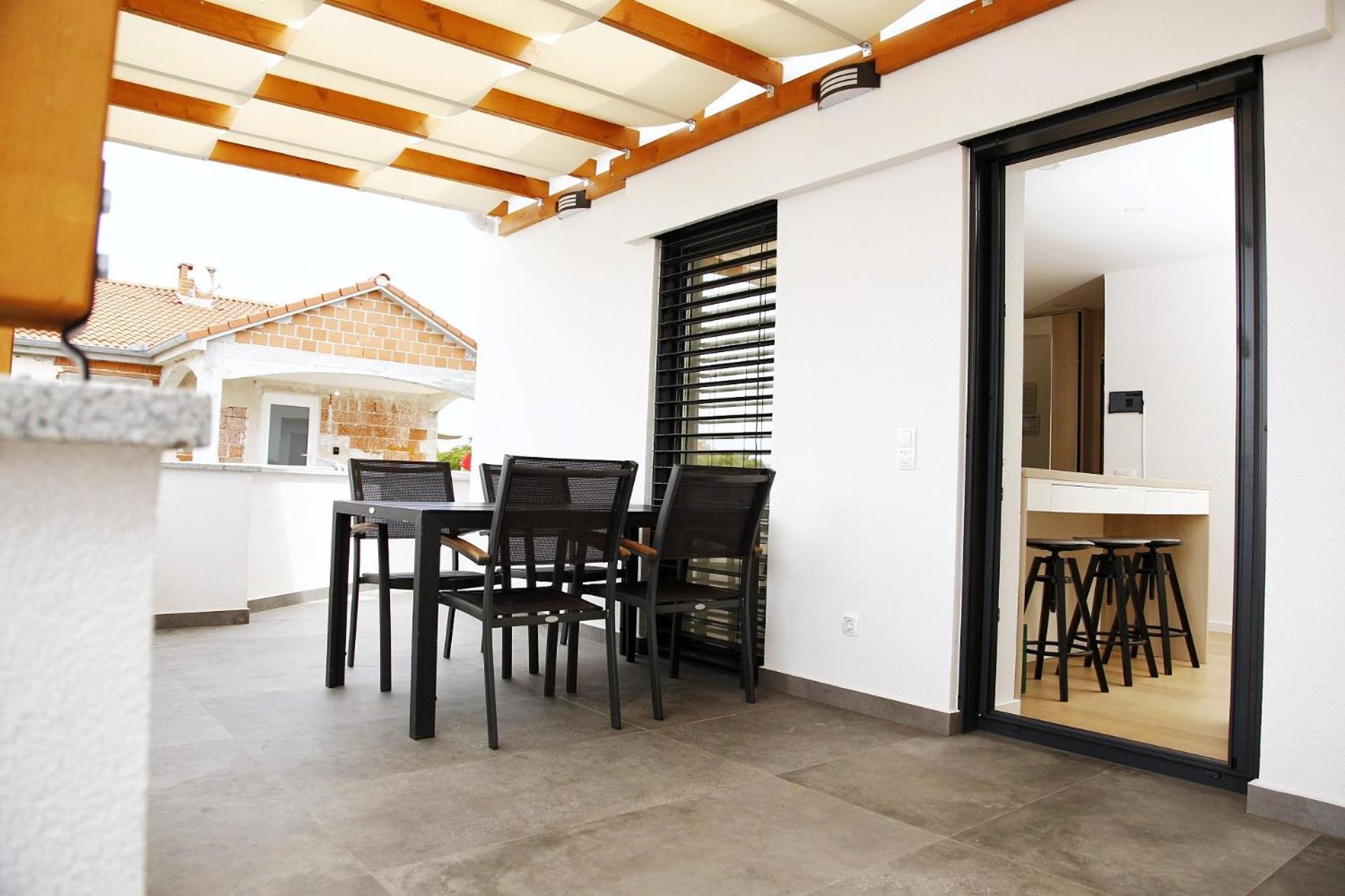 Apartment Zaza - Home & Style - King Bed, Modern, Parking Privlaka  Exterior photo